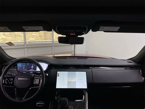 Used 2024 Land Rover Range Rover Sport Dynamic SE image 13