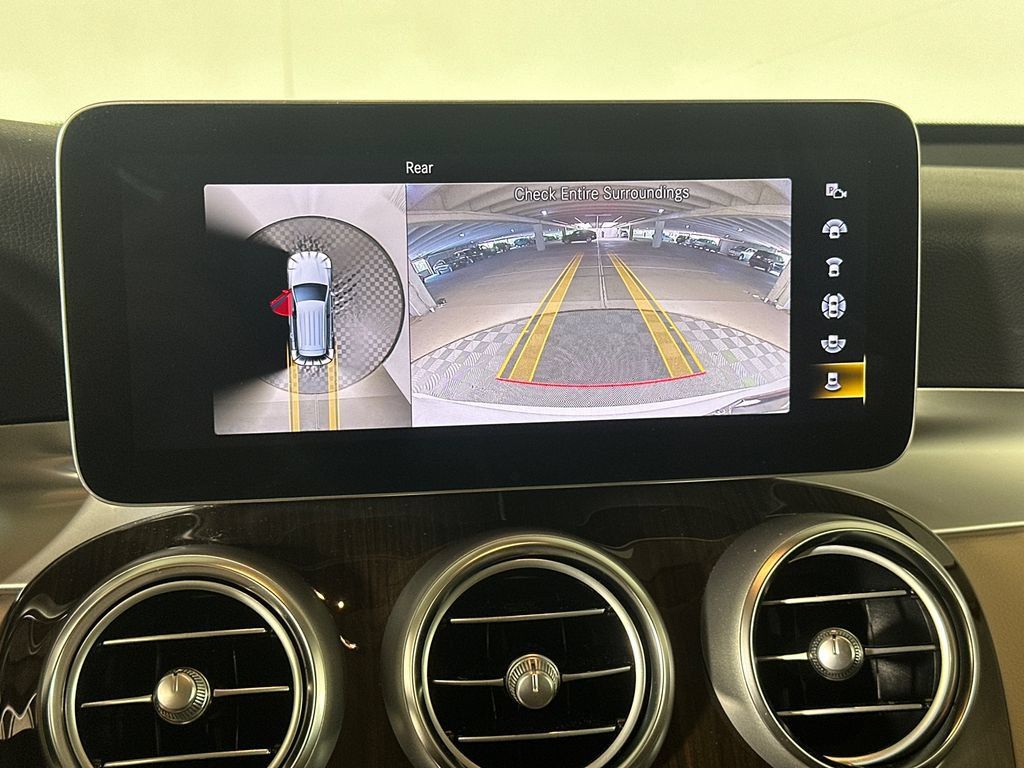 Certified 2022 Mercedes-Benz GLC 300 image 31