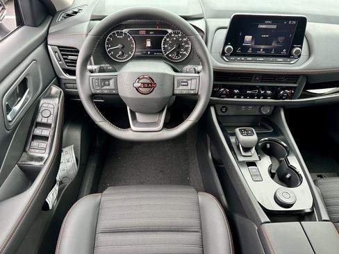 New 2026 Nissan Rogue SV AWD/4WD image 2