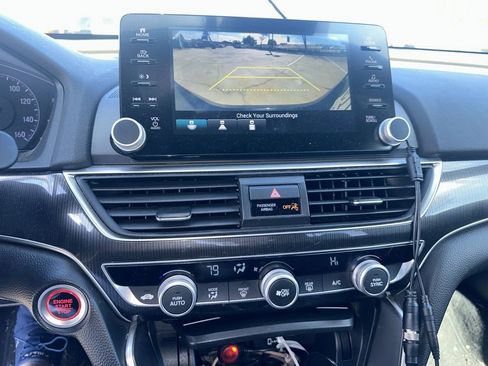 Used 2019 Honda Accord Sport image 8