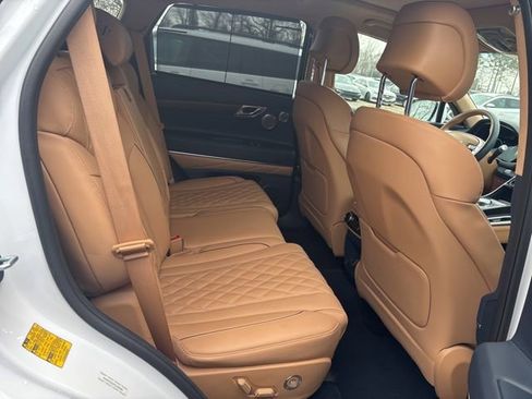 Used 2023 Genesis GV80 3.5T Prestige w/ Prestige Package image 9