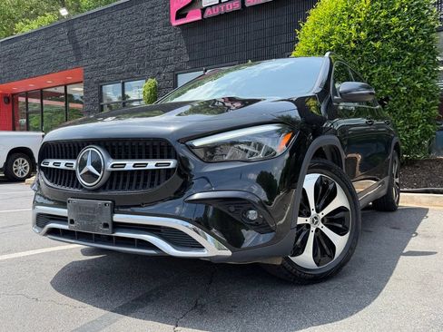 Used 2025 Mercedes-Benz GLA 250 4MATIC image 2