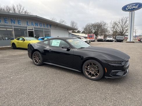 New 2026 Ford Mustang Coupe w/ Bronze Appearance Package image 9