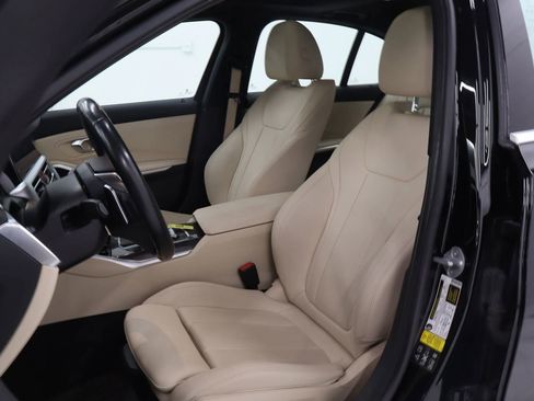Used 2020 BMW 330i xDrive Sedan w/ Convenience Package AWD/4WD image 14