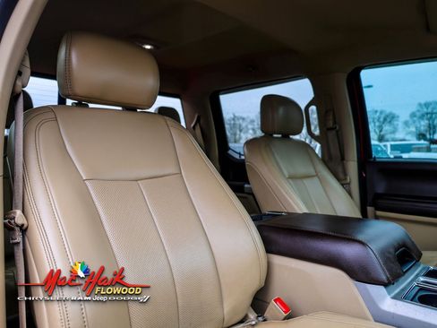 Used 2019 Ford F150 Lariat image 16