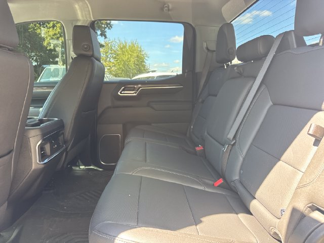 Used 2024 Chevrolet Silverado 1500 LTZ AWD/4WD image 11