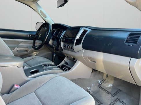 Used 2006 Toyota Tacoma PreRunner RWD image 14