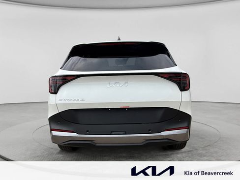 New 2027 Kia Sportage LX FWD image 6