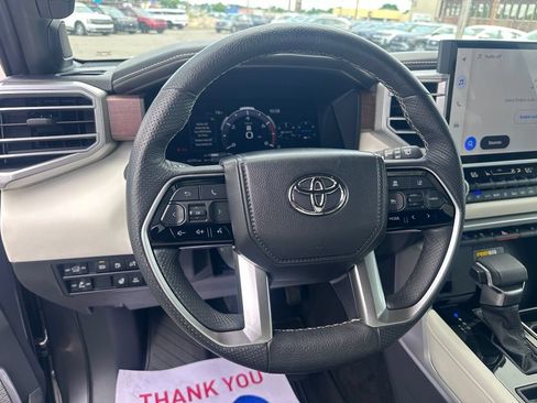 Used 2023 Toyota Sequoia Capstone AWD/4WD image 18
