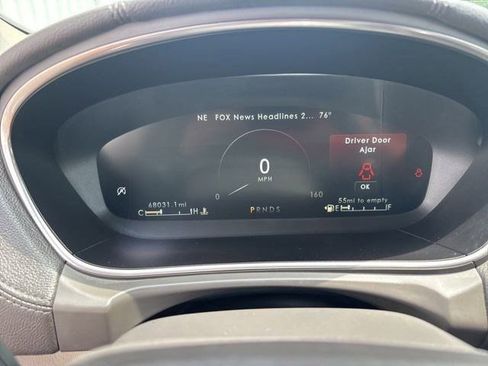 Used 2019 Lincoln Nautilus Select AWD/4WD image 14