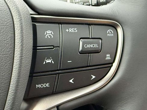 New 2025 Lexus UX 300h AWD image 17