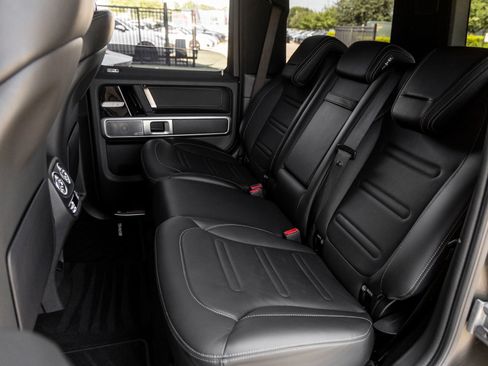 Used 2025 Mercedes-Benz G 550 image 39