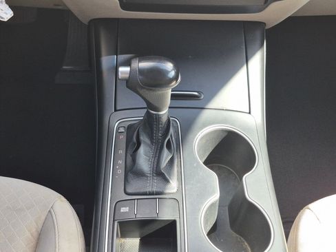 Used 2017 Kia Sorento LX FWD image 25