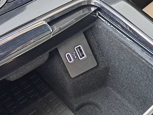 Certified 2022 Lincoln Nautilus Reserve AWD/4WD image 30