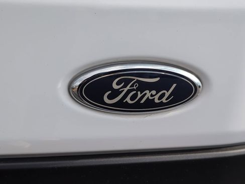 Used 2023 Ford Transit 350 XLT image 23