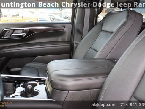 Used 2025 Chevrolet Tahoe Z71 image 35