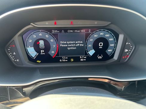 New 2025 Audi Q3 2.0T Premium image 12