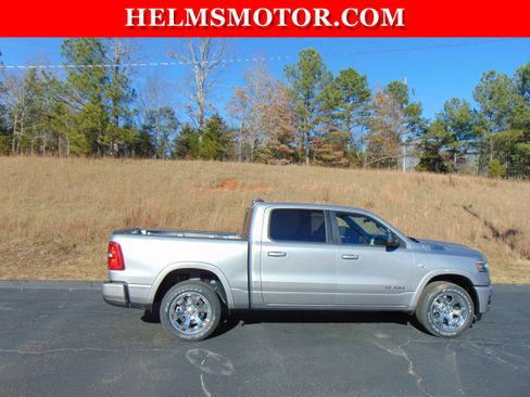 New 2026 RAM 1500 Big Horn AWD/4WD image 17