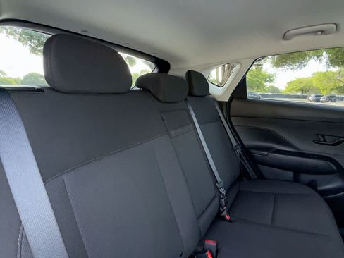 Used 2024 Hyundai Kona SEL AWD/4WD image 25