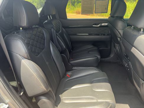 Used 2020 Hyundai Palisade Limited FWD image 13