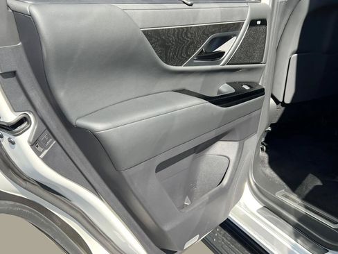 New 2026 Lexus LX 700h Luxury AWD/4WD image 16