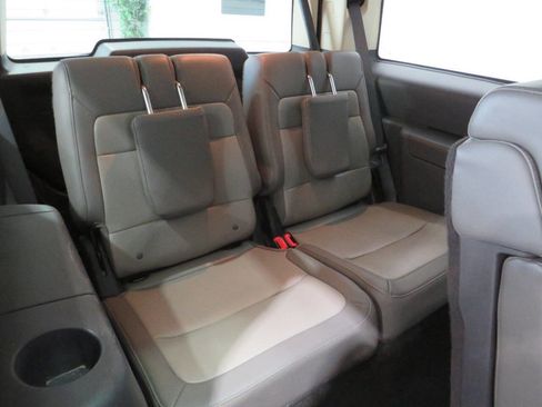 Used 2018 Ford Flex Limited w/ Limited Appearance Package image 13