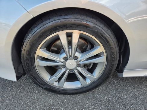 Used 2014 Mercedes-Benz E 350 4MATIC Wagon w/ Premium 1 Package image 21