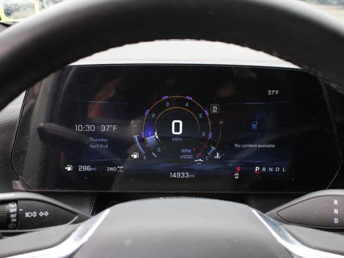 Used 2025 Chevrolet Equinox LT w/ Midnight Edition image 10