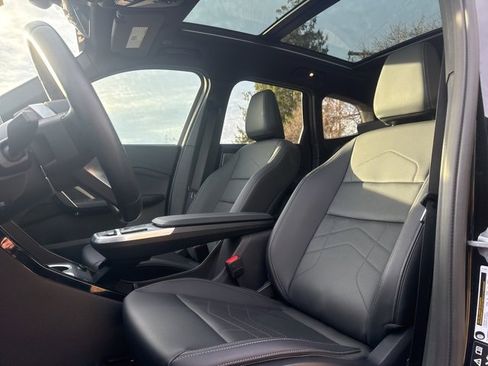 Used 2025 BMW X1 xDrive28i w/ Premium Package image 10