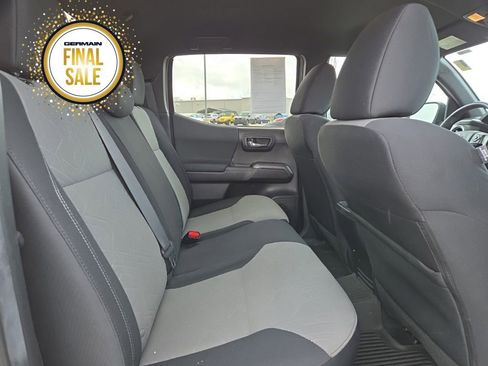 Used 2023 Toyota Tacoma TRD Sport image 23