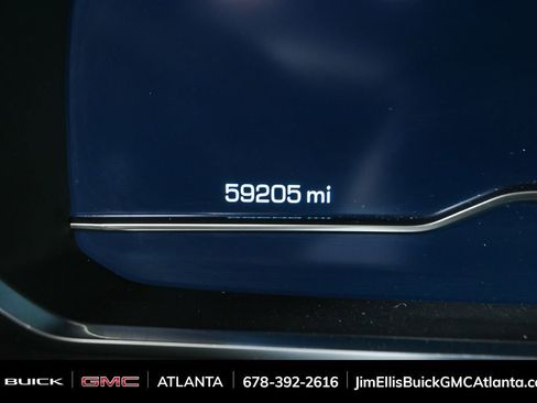 Certified 2024 GMC Yukon SLT image 9