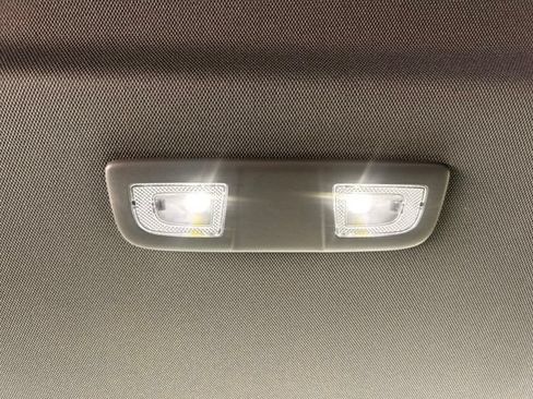 Used 2019 GMC Sierra 1500 SLT w/ SLT Premium Package AWD/4WD image 27