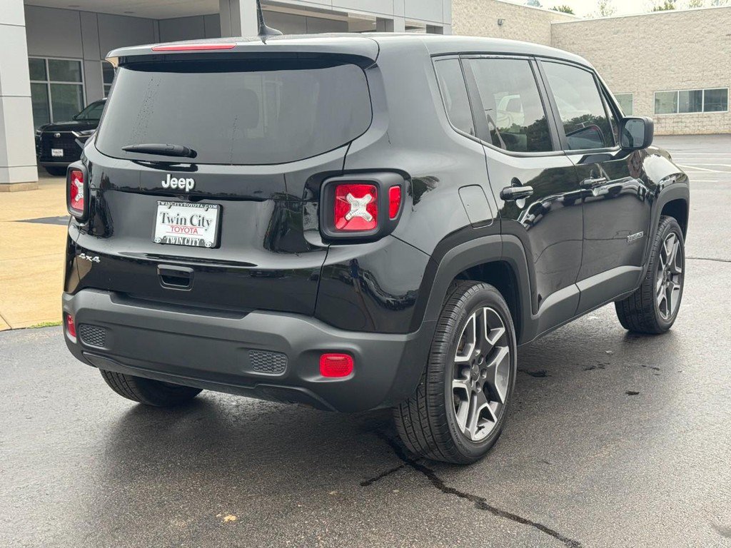 Used 2021 Jeep Renegade Sport AWD/4WD image 3