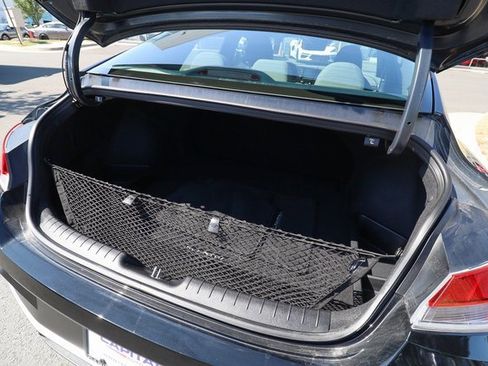 Used 2024 Hyundai Elantra SE image 43