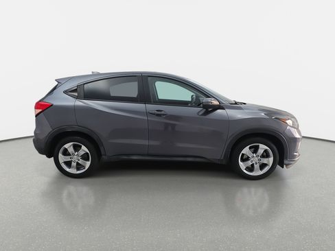 Used 2017 Honda HR-V EX image 4