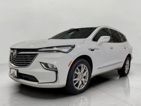 Used 2023 Buick Enclave Essence w/ Experience Buick Package image 13