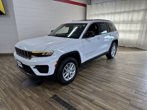 New 2026 Jeep Grand Cherokee Laredo X AWD/4WD image 1