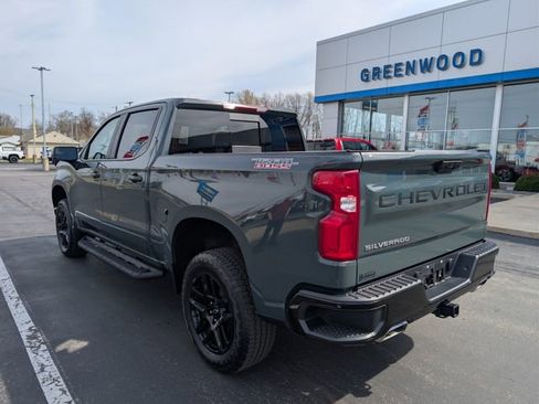 Used 2025 Chevrolet Silverado 1500 LT Trail Boss w/ Convenience Package II image 3