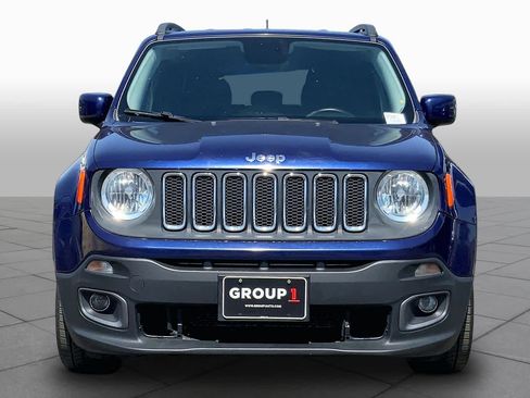 Used 2016 Jeep Renegade Latitude FWD image 4