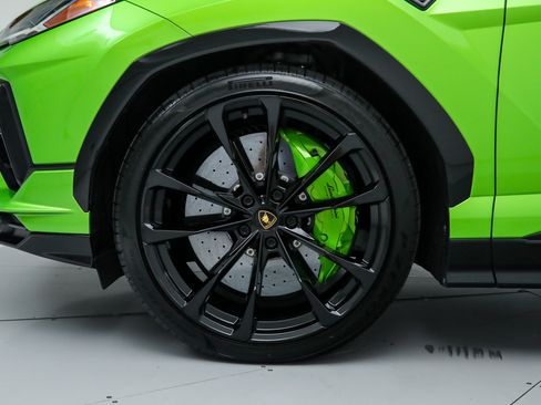 Used 2024 Lamborghini Urus S AWD/4WD image 42