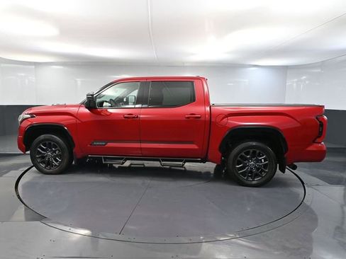 Used 2022 Toyota Tundra Platinum image 8