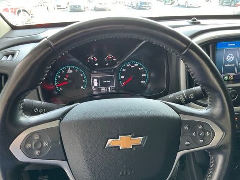 Used 2022 Chevrolet Colorado LT RWD image 6