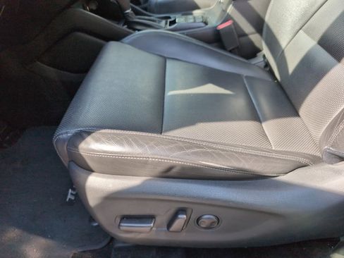 Used 2020 Hyundai Tucson Limited FWD image 11