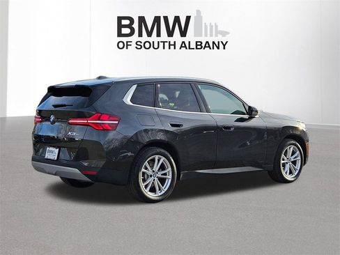 Used 2025 BMW X3 xDrive30i w/ Convenience Package image 4