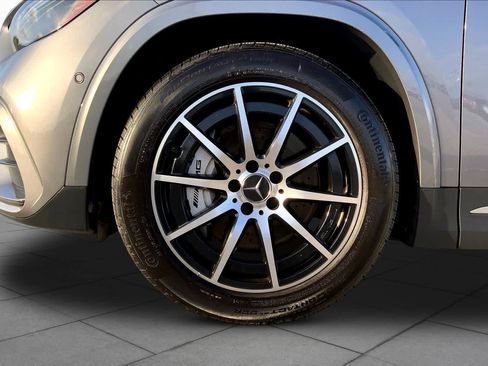 Used 2025 Mercedes-Benz GLA 35 AMG 4MATIC image 11
