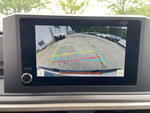 Used 2025 Toyota Tacoma SR5 RWD image 18