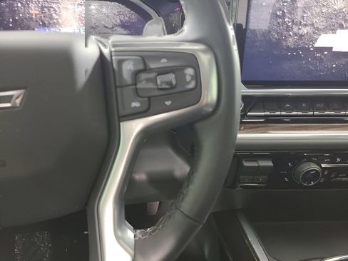 Used 2026 Chevrolet Silverado 1500 LT Trail Boss w/ Convenience Package II AWD/4WD image 30