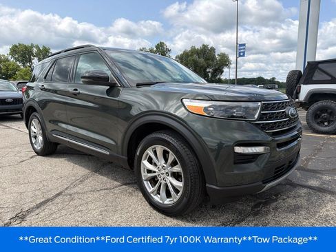 Used 2024 Ford Explorer XLT w/ Equipment Group 202A AWD/4WD image 2