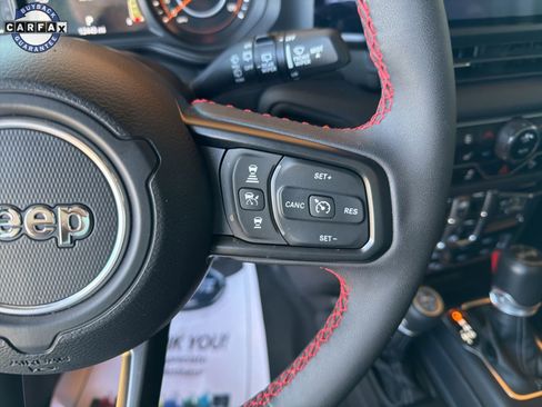 Used 2024 Jeep Wrangler Unlimited Rubicon image 11