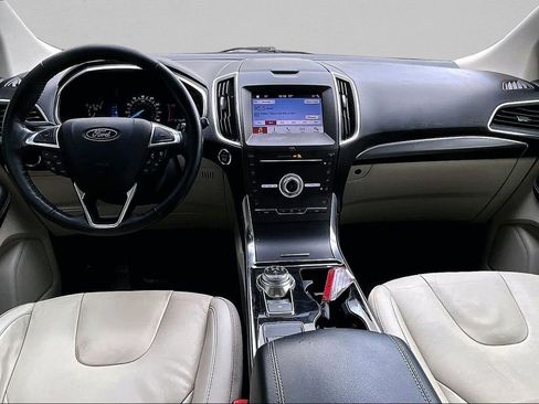 Used 2019 Ford Edge Titanium image 7